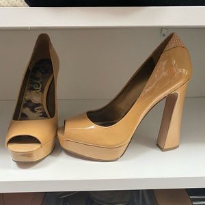Like new Sam Edelman nude pumps 7.5